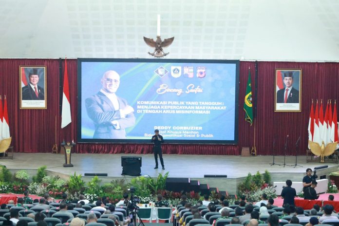 Bupati Bogor Rudy Susmanto menegaskan bahwa aparatur pemerintah harus menjadi garda terdepan dalam membangun komunikasi publik yang efektif di era digital.