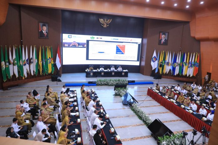 Bupati Bogor, Rudy Susmanto, menyampaikan apresiasi atas peluncuran Panduan dan Bahan Ajar Pendidikan Antikorupsi (PAK) oleh Komisi Pemberantasan Korupsi (KPK)